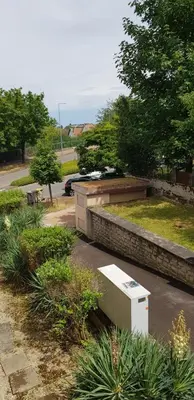Jardin de l'établissement Studio de 12m² agréable calme proche CHU