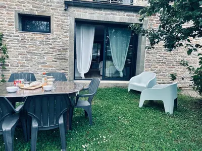 Coin salon dans l'établissement Appartement 3 étoiles tout confort et spacieux en campagne bourguignonne