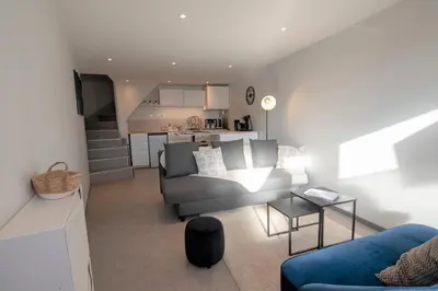 Cuisine ou kitchenette dans l'établissement CABANA & Duplex - Cluny à 20 minutes