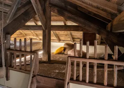 Coin salon dans l'établissement Gîte de l'Hôtel Dieu, en Bourgogne, avec SPA