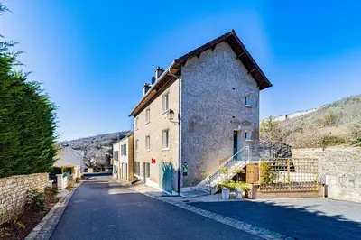 Vue générale sur la montagne ou vue sur la montagne depuis l'appartement