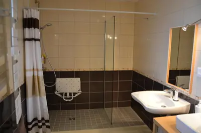 Salle de bains dans l'établissement La Colongère