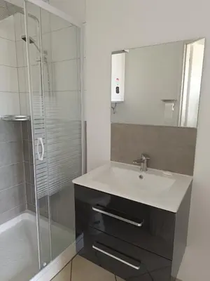 Salle de bains dans l'établissement BEAUREGARD