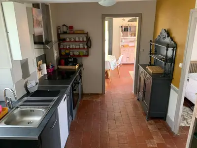 Cuisine ou kitchenette dans l'établissement Gîte de la Kélidoine