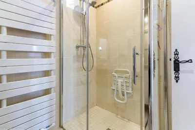 Salle de bains dans l'établissement Petit Paradis au coeur du Morvan