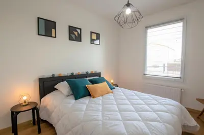 Un ou plusieurs lits dans un hébergement de l'établissement CABANA & Chic & Class - Proche Mâcon
