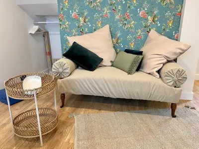 Coin salon dans l'établissement La Maison Laborey - Gîte du Plateau