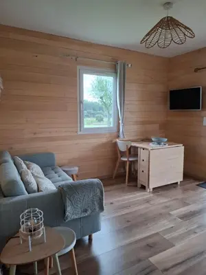 Télévision ou salle de divertissement dans l'établissement Gîte, aux portes du Morvan