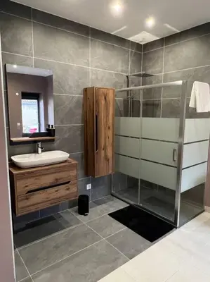 Salle de bains dans l'établissement Belle appartement avec parking gratuit