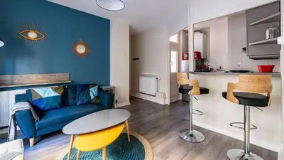 Cuisine ou kitchenette dans l'établissement L'Escapade Urbaine - Cosy et central