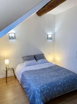 Un ou plusieurs lits dans un hébergement de l'établissement Maison entière aux portes du canal de Bourgogne