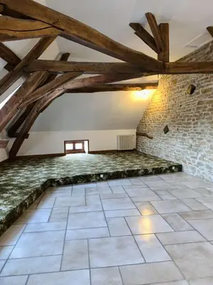 Plan de l'établissement Maison entière aux portes du canal de Bourgogne