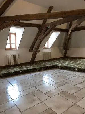 Plan de l'établissement Maison entière aux portes du canal de Bourgogne