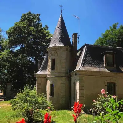 Jardin de l'établissement Maison de la Tour
