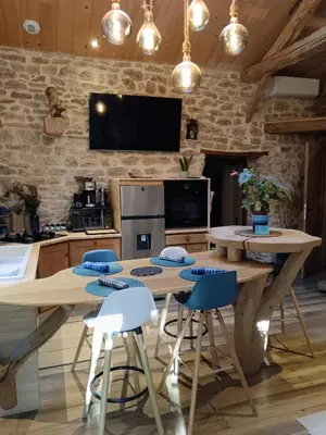 Cuisine ou kitchenette dans l'établissement Domaine Moulin de Quincenat