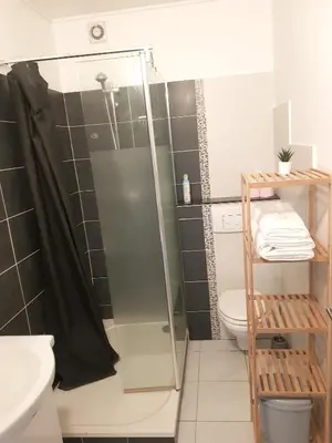 Salle de bains dans l'établissement T2 tout confort, proche de la gare !