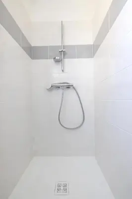 Salle de bains dans l'établissement LE COOL LEVEL