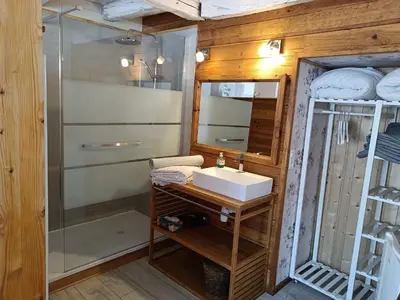 Salle de bains dans l'établissement Bord de Seille