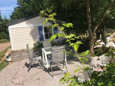 Jardin de l'établissement Mobil Home à la ferme