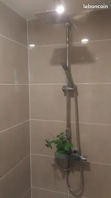 Salle de bains dans l'établissement Soirée romantique avec Bain Nordique sur Domaine Equestre, Studio Tout Confort