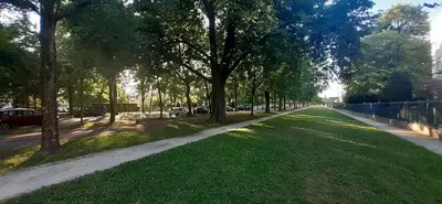 Jardin de l'établissement Allées historiques du Parc de la Colombière, appt haut de gamme