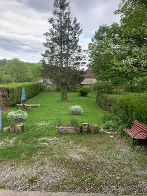Jardin de l'établissement Chalet de la Baume