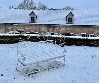 L'établissement Château de Vaux Morvan en hiver