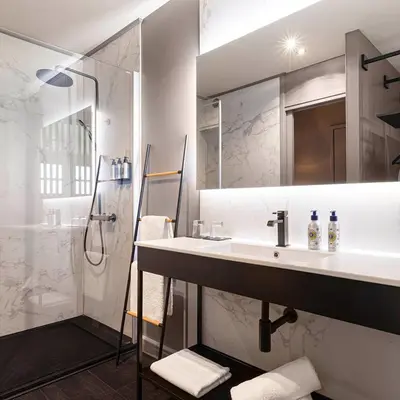 Salle de bains dans l'établissement La maison py