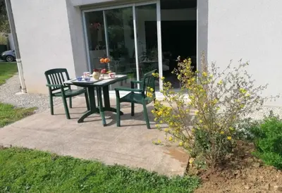 Jardin de l'établissement Chambre et table d'hôtes La Meule