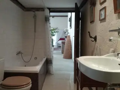 Salle de bains dans l'établissement Château de Prety - Maison d'Hôtes