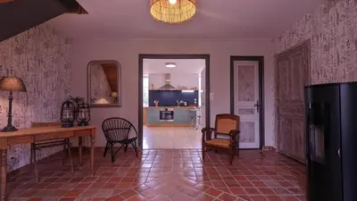 Cuisine ou kitchenette dans l'établissement Le Moulin de la Motte - 12 personnes