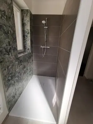 Salle de bains dans l'établissement 10 rue Carnot