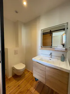 Salle de bains dans l'établissement La Porte des Prés