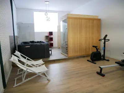 Salle ou équipements de sports de l'établissement Clos de la Providence, gîte, piscine et Spa 3 chambres