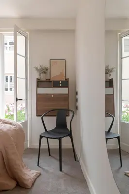 Télévision ou salle de divertissement dans l'établissement Hôtel Le Prieuré
