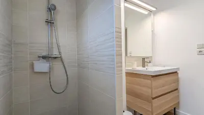 Salle de bains dans l'établissement L'Orée du bois