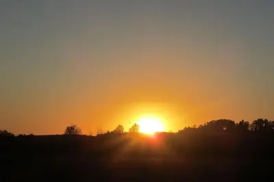Lever ou coucher de soleil vu de l'appartement ou à proximité