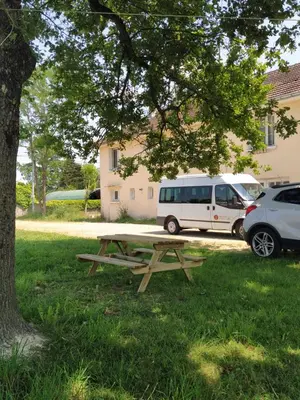 Jardin de l'établissement Maison 3 chambres 6 lits Netflix Parking
