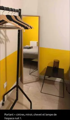 Un ou plusieurs lits dans un hébergement de l'établissement LE BERLIER 60m2 + COUR PRIVÉE - CENTRE HISTORIQUE