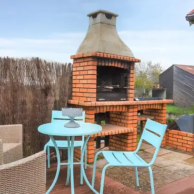 3 Bedroom Awesome Apartment In Autun