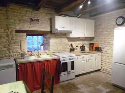 Cuisine ou kitchenette dans l'établissement Gîte La Roussette 3 étoiles