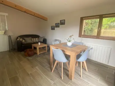 Coin salon dans l'établissement Gîte du Gué Maraud