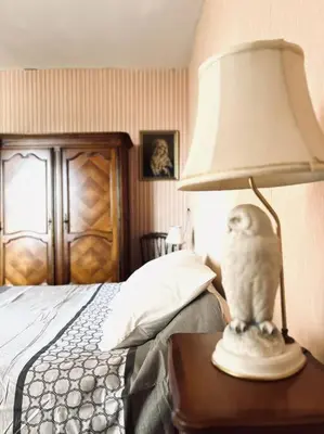 Un ou plusieurs lits dans un hébergement de l'établissement labarretaine , une maison de caractère