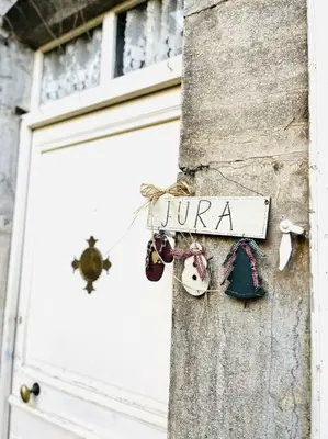 Certificat, récompense, panneau ou autre document affiché dans l'établissement labarretaine , une maison de caractère