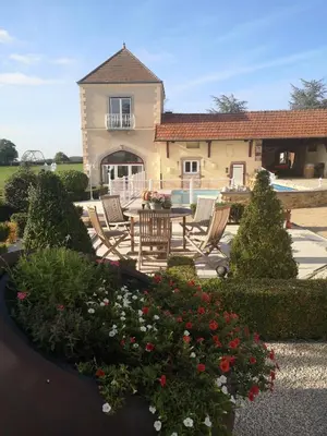 Jardin de l'établissement La Tour D'Elaine