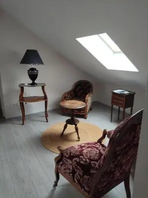 Coin salon dans l'établissement Chez daniel