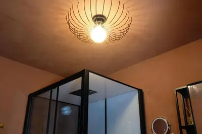 Salle de bains dans l'établissement La Verrière - Chambre d'hôtes et gîte de charme