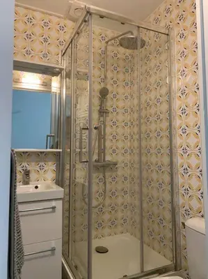 Salle de bains dans l'établissement appartement catimini