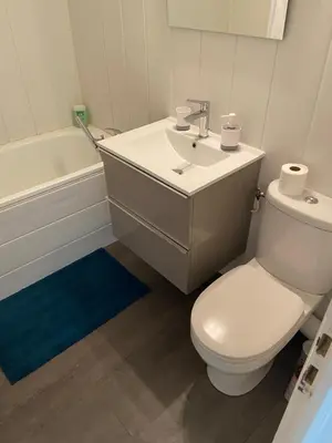 Salle de bains dans l'établissement Dijon - Grand studio proche parc Darcy & gare