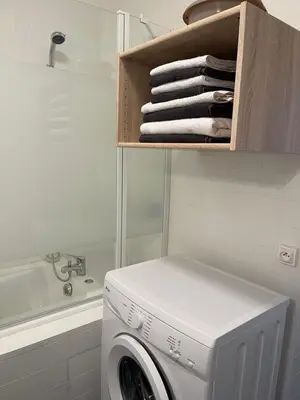 Plan de l'établissement Appartement T4 70m2 - meublé - centre ville - proche Thermes